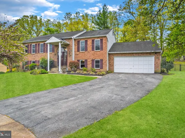 3101 Glissade Ct, Clinton, MD 20735