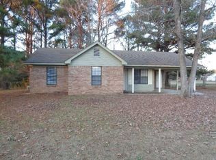 3471 Yorkville Rd E, Columbus, MS 39702