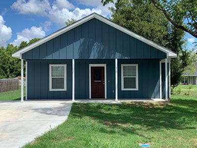 408 El Paso, Holland, TX, 76534