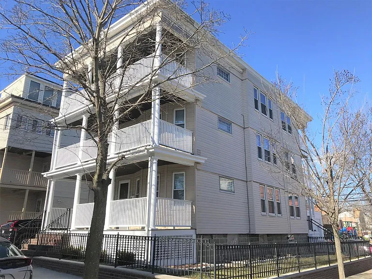 3 Edgar Ct #2 — Photo 19