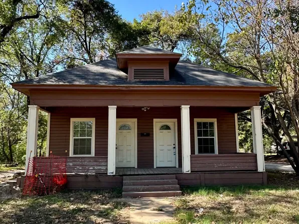 157 13th St NW, Paris, TX 75460
