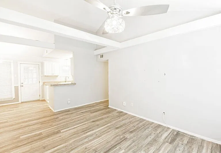 10590 High Hollows Dr #284 — Photo 12