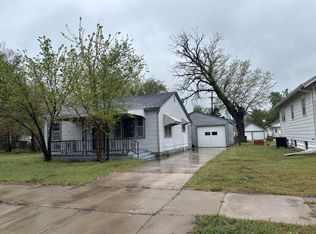 515 W 8th Ave, Hutchinson, KS 67501
