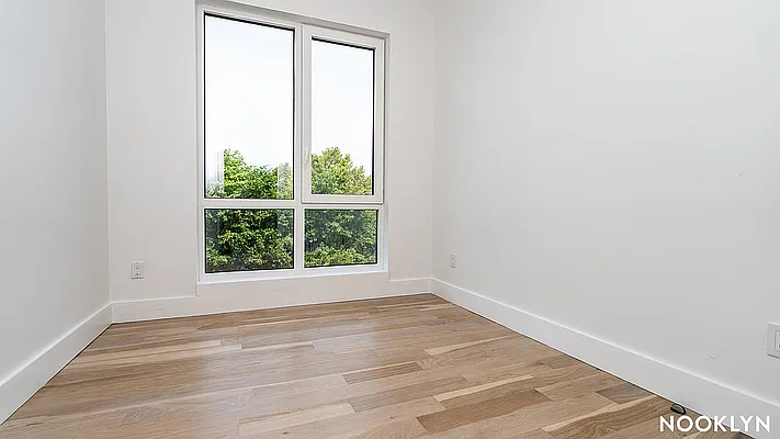 Bedroom, photo 2