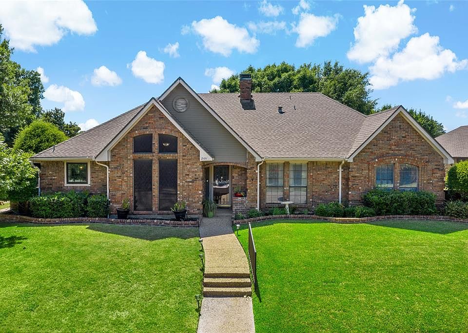1st image of 2101 Diamond Oaks Dr