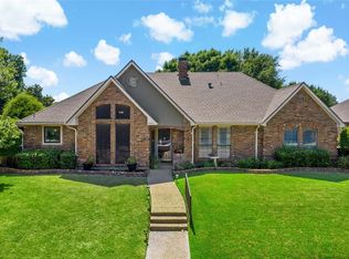 2101 Diamond Oaks Dr, Garland, TX 75044