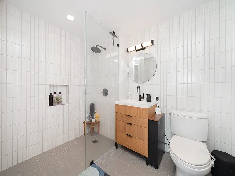 111 Montgomery St #11F — Photo 18