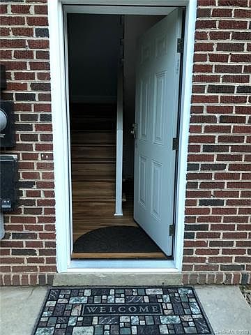1st image of 606 6th St