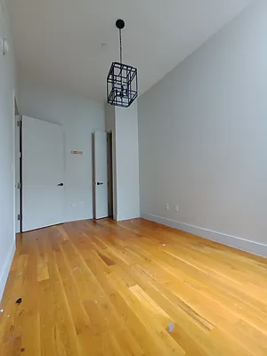 Rented by City Vista Inc | media 6