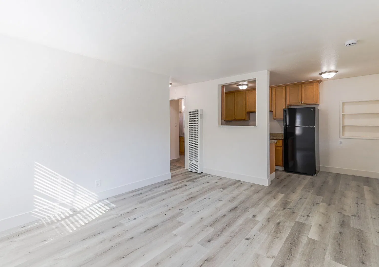 Young St 4Plex — Photo 2
