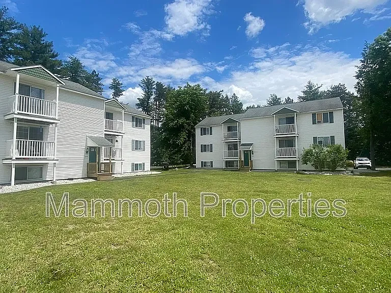 Corning House — Photo 1