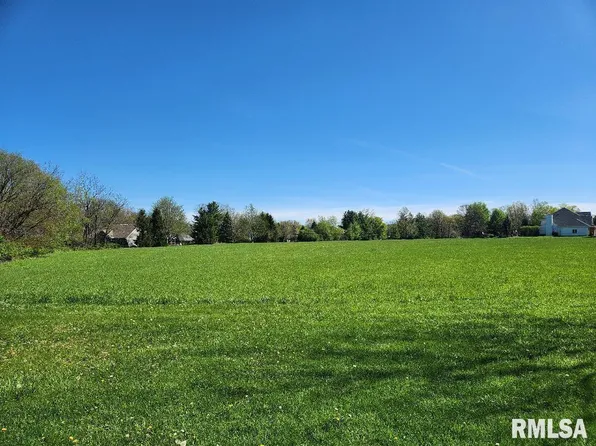 1200 W Hickory Grove Rd, Dunlap, IL 61525