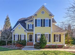 101 Whispering Oak Ct, Chapel Hill, NC 27516