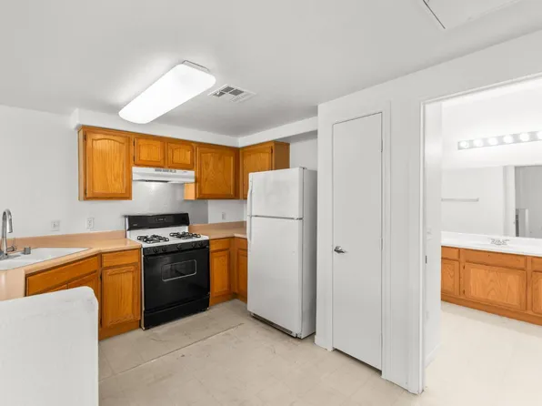 3400 Cabana Dr, Las Vegas, NV 89122