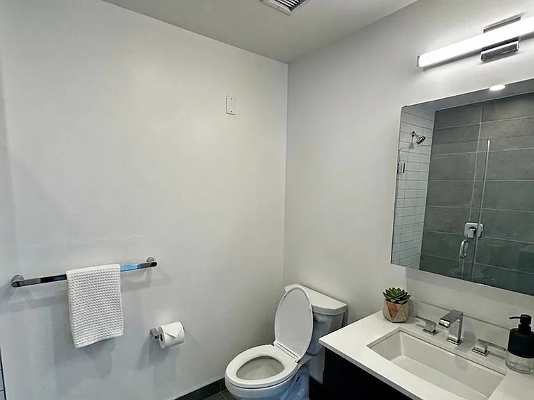 2 Homestead Pl #3 — Photo 4