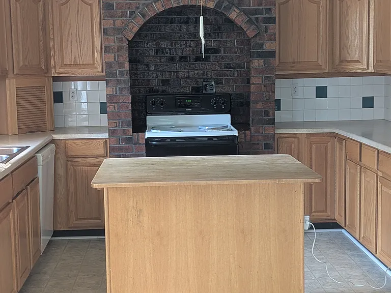 16719 Ragsdale Rd — Photo 4