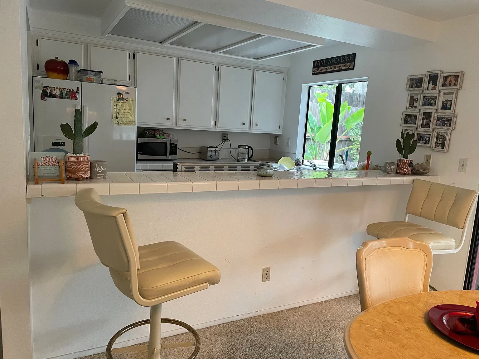 4 bed, 2.5 bath, 1612 sqft, $1,500 — Photo 3
