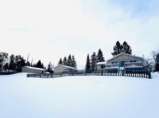 6637 Forsyth Dr, Cheboygan, MI 49721