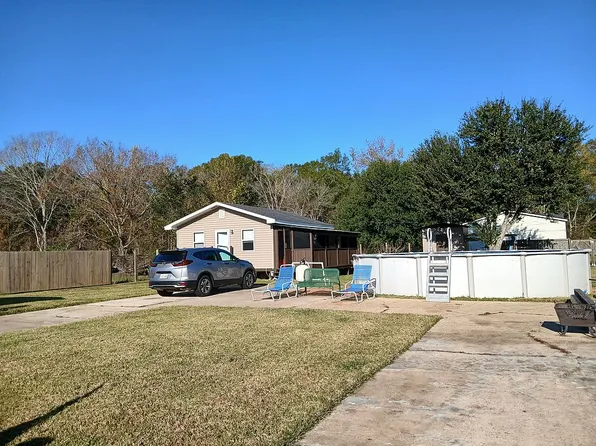 512 Red Cypress Rd, Patterson, LA 70392