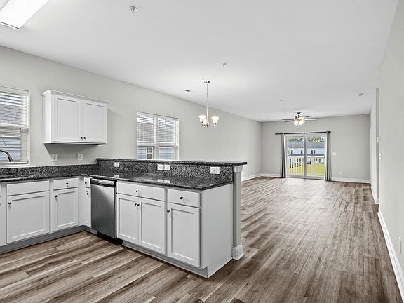 4th image of 340 Kiskadee Loop #A