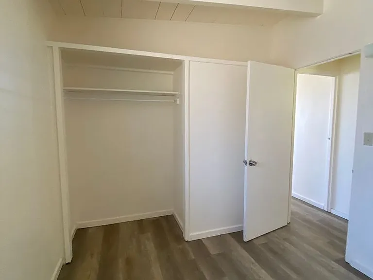 86-086 Pokai Bay St — Photo 18