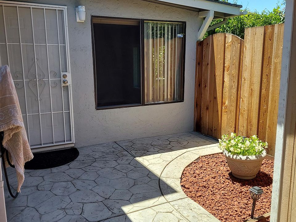 1st image of 4901 Chiles Dr
