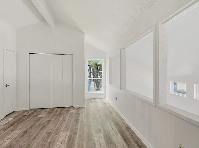 1 bed, 903 sqft, $1,214 — Photo 2