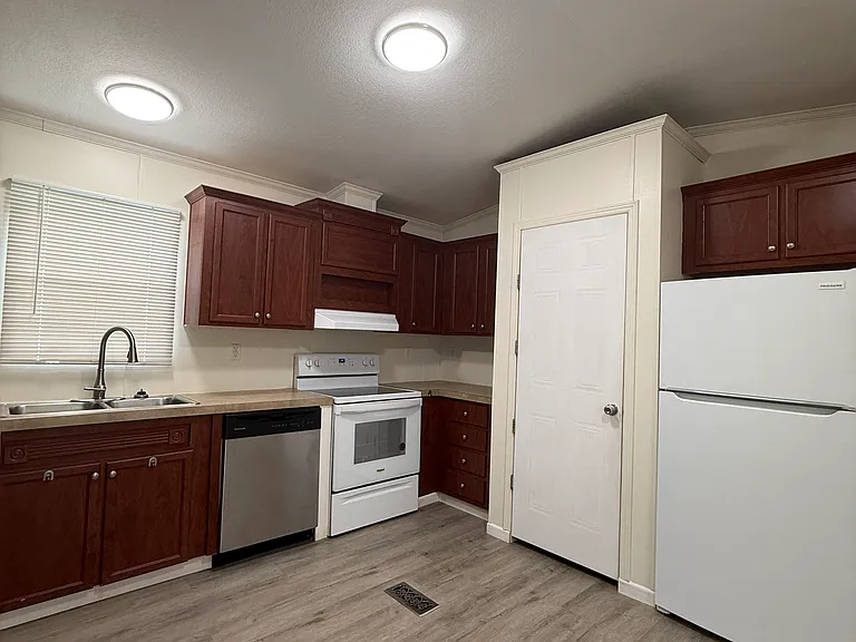 6077 E Juanita Rd — Photo 4
