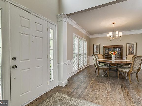 5th image of 3133 Saint Charles Pl