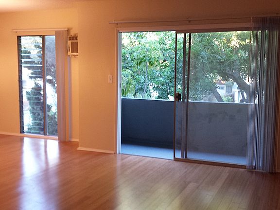 2nd image of 1001 N Ogden Dr APT 11