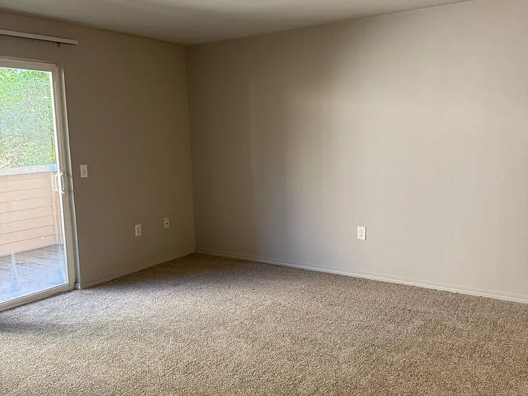 16932 SE Powell Blvd #53 — Photo 13