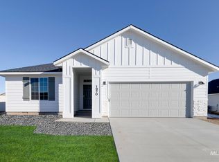 1970 N Thunderbolt St, Mountain Home, ID 83647
