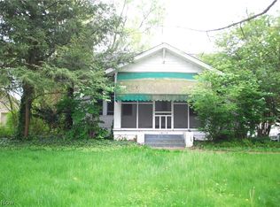 18169 Clifton Rd, Lakewood, OH