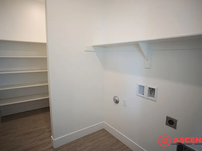 9000 Lily Crest Way — Photo 19