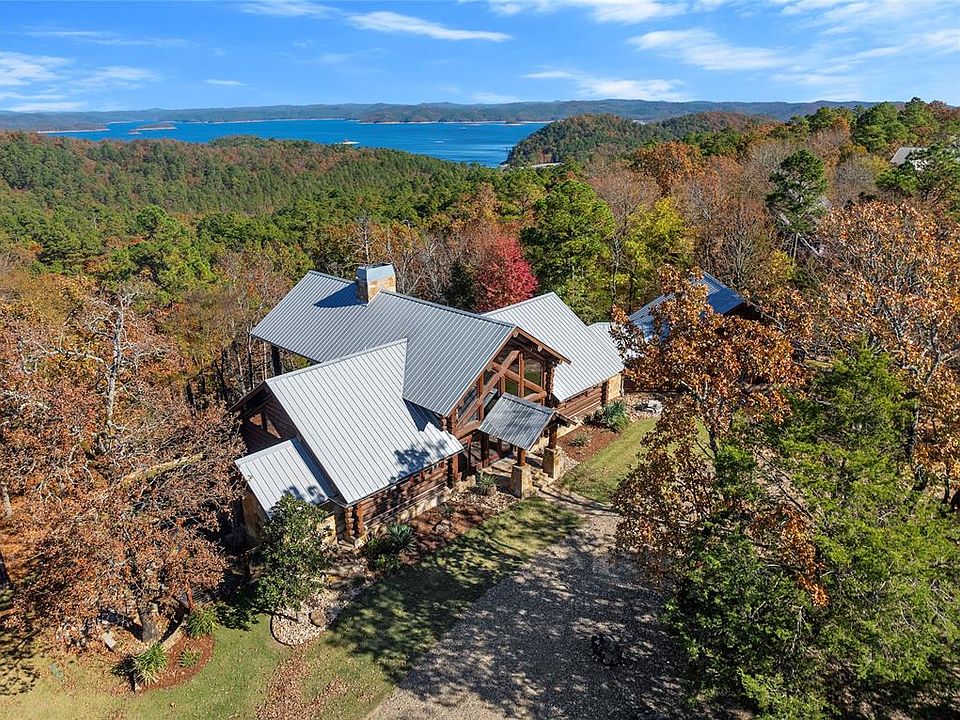 1st image of 309 Lake Bluff Ln