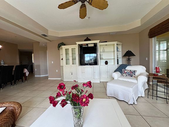 5th image of 255 W End Dr Unit 2409