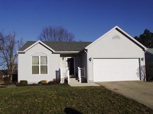 430 Durham Ln, Delaware, OH 43015