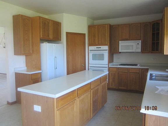 2nd image of 19913 Lily Ct