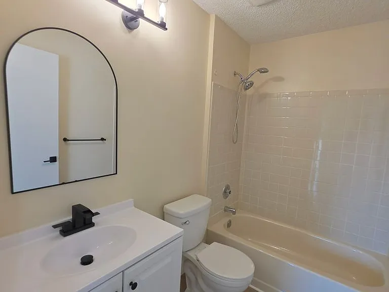 12 Amberly Ct — Photo 13