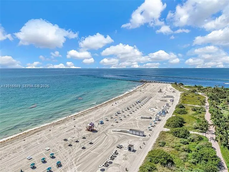 100 S Pointe Dr #801 — Photo 38