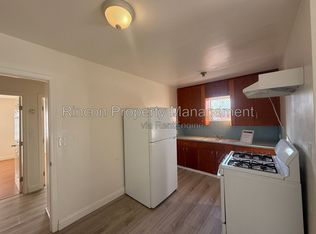 451 S Olive St APT B, Santa Paula, CA 93060