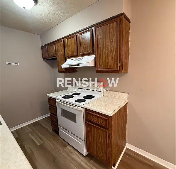 276 Greenfield Dr #F — Photo 8