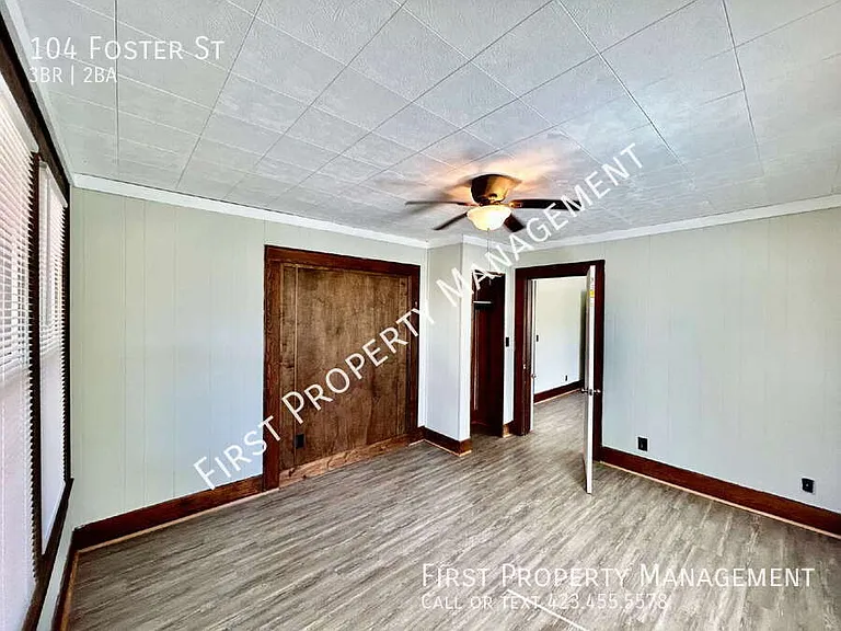 104 Foster St — Photo 15