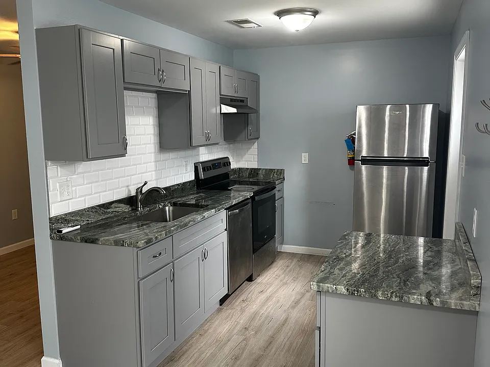 3992 Penn Ave #5