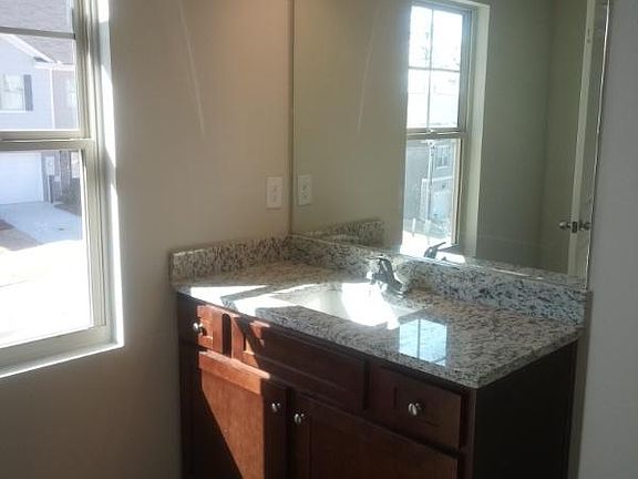 5th image of 3288 Pennington Dr