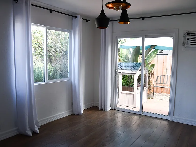 629 W Culver Ave — Photo 58