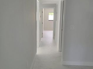 240 SW 7th St, Boca Raton, FL 33432