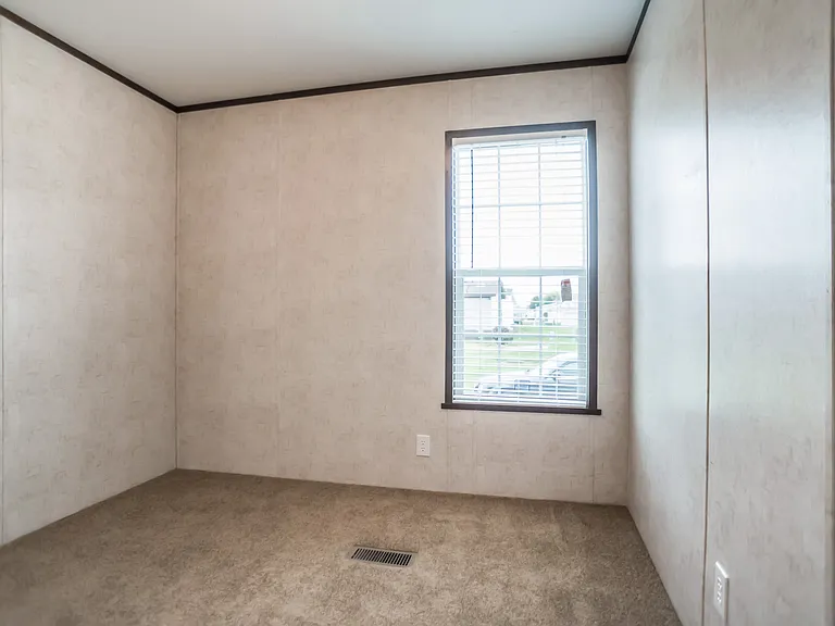 Westbridge Manor — Photo 42