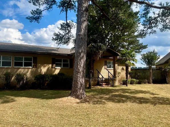 3758 Louise Dr, Lauderdale, MS 39335