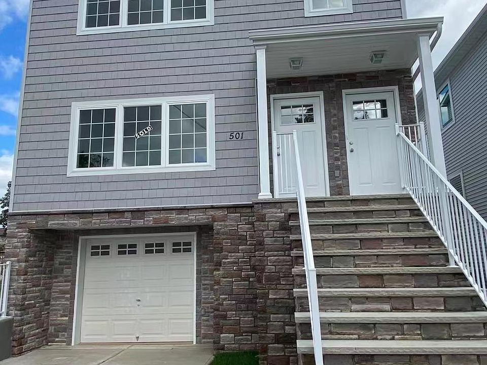 1st image of 501 Gower St #2